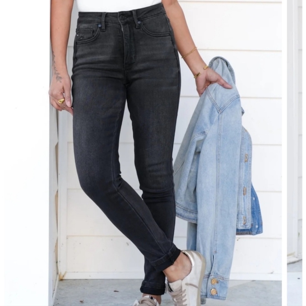 Judy Blue Skinny Fit Black Jeans Distressed Minimalist Contemporary Casual 30